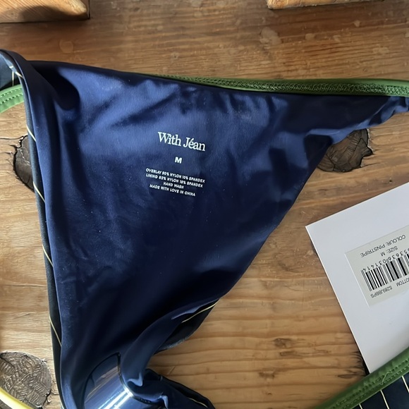 With Jean bikini set - Picture 7 of 7